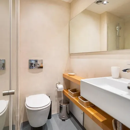Apartment A Place 4u No69 *